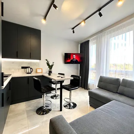 парус сіті Apartman *