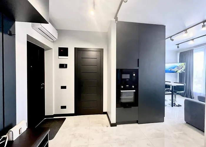 парус сіті Apartamento *